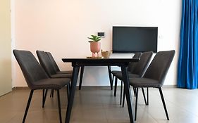 Yalarent Migdalor Boutique Apartments With Sea Views Tiberias